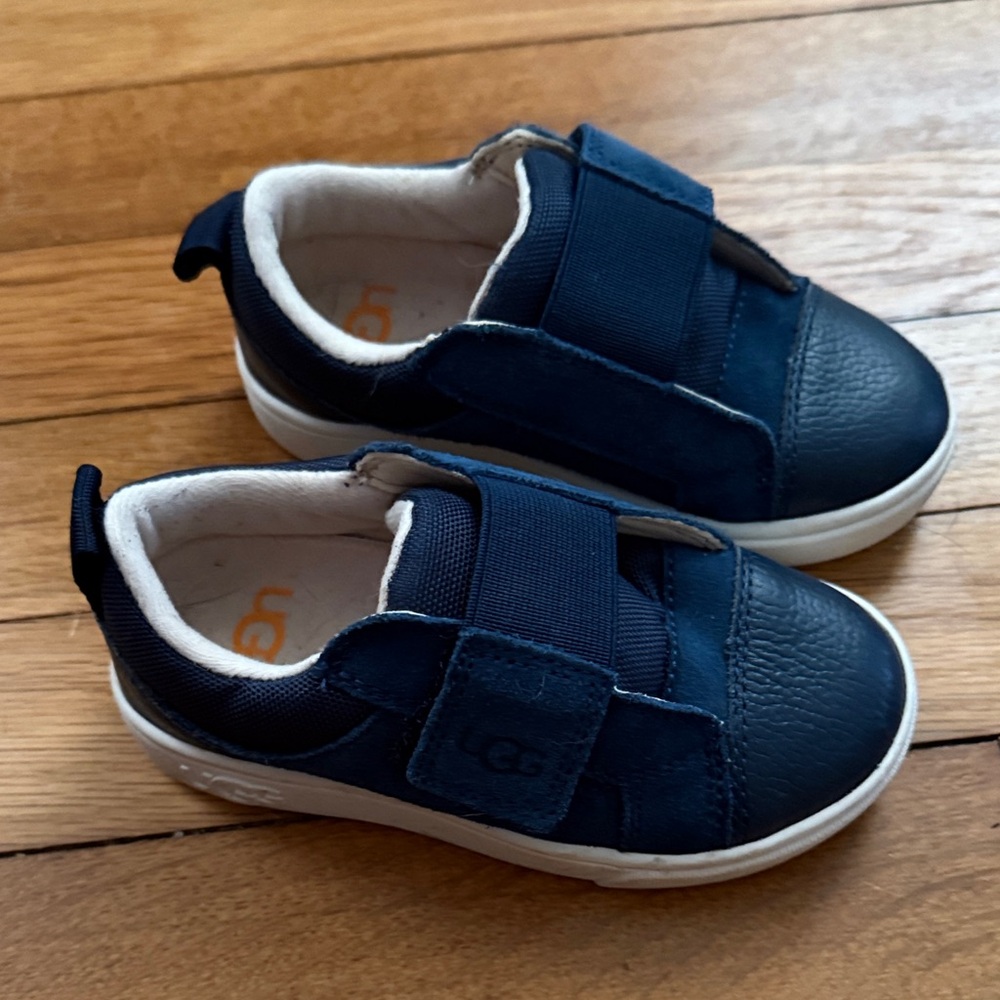 Kids Ugg Navy Blue Shoes